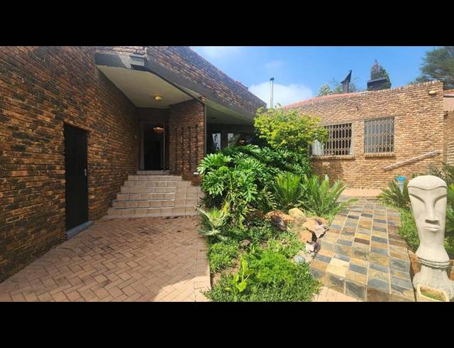 4 BEDROOM HOUSE FOR SALE IN MEYERSDAL